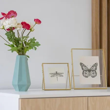 아파트 Stylish With Parking In By Renters