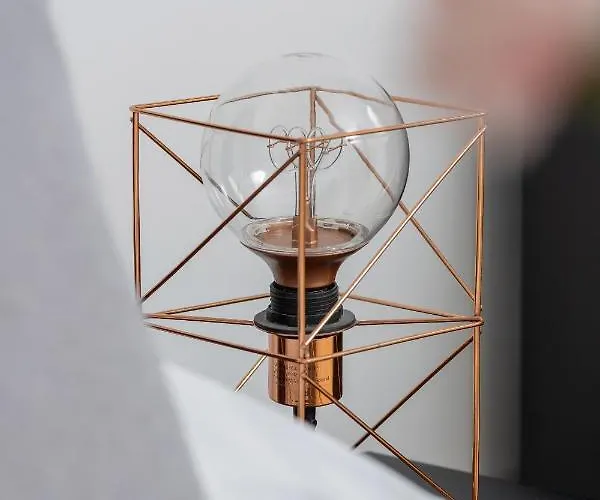 Stylish With Parking In By Renters *