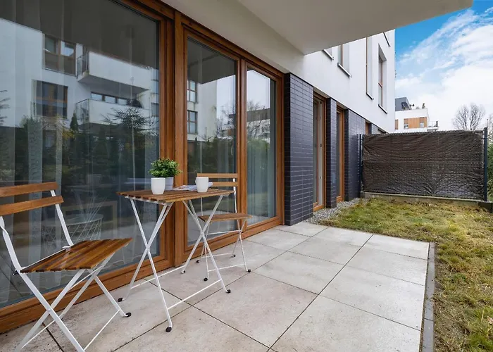 Stylish With Parking In By Renters * Kattowitz